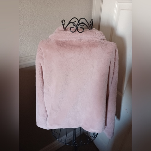 Fair Haven Pink Fluffy Jacket Size L Soft, Zipper Front - Picture 5 of 8